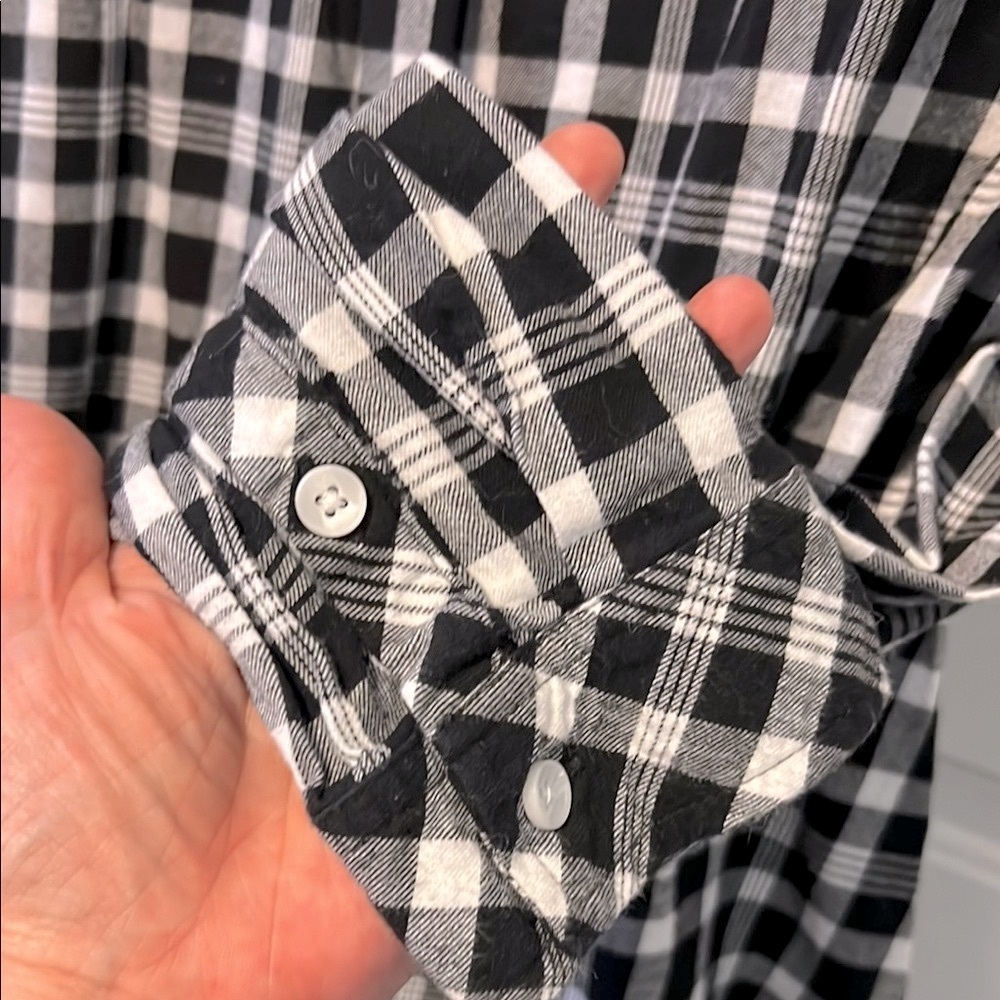 CROFT & BARROW 🖤100% COTTON BLACK & WHITE PLAID CHECK BUTTON-DOWN TOP Women’s 1X - Picture 5 of 7